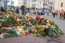 Bloemen voor de Nederlandse ambassade in Kiev. © iStock