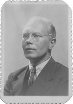 Jan Roorda had zijn leiding­gevende kwaliteiten al lang voor de oorlog getoond in de commissie Oorlogsprofilaxis.