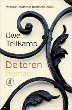 Uwe Tellkamp, De Toren, De Arbeiderspers, 852 blz., 34,95 euro.