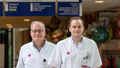Paetrick Netten (links) is internist, decaan en opleider ziekenhuisgeneeskunde in het Jeroen Bosch Ziekenhuis in Den Bosch. © Marc Bolsius