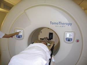 Olf Kinkhorst kon in Londen direct terecht voor tomotherapie, een minder agressieve radiotherapeutische behandelwijze. beeld: Olf Kinkhorst