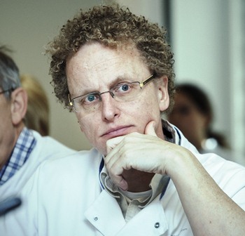 De Beeldredaktie, Dingena Mol - Michiel van Agtmael is internist-infectioloog bij het VUmc